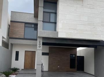 Casa de 4 habitaciones, Arteaga · Casa en Renta en Privanzas del Campestre El Roble