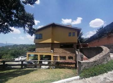 306dcae1cf17c9bbe8ba7f72103263c351d1ba70d025f00fdd9a94f14e350c6c · Venta Residencia en Fincas de Sayavedra