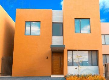 Casa · 198m² · 4 Recámaras · 2 Estacionamientos · Casa Diseño Legorreta. 4ta Recámara en Planta Baja. Zibata