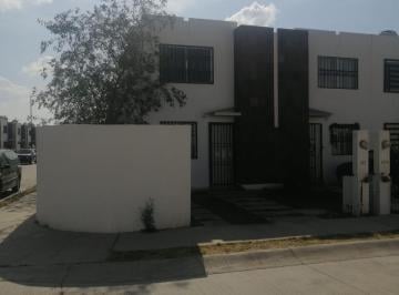 Casa de 3 habitaciones, León · Renta de Casa Amueblada Para Trabajadores Salida Leon Silao