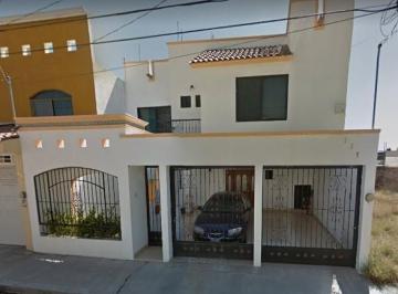 Casa de 4 habitaciones, Aguascalientes · Oportunidad Casa en Venta Ubicada en Montebello, Aguascalientes