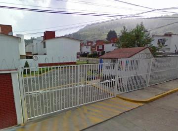 Casa de 4 habitaciones, Toluca · Hermosa Propiedad en La Ribera Toluca Edo Mex!