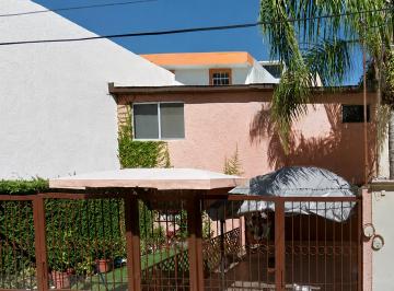 Casa en Venta de 3 habitaciones Valle de los Girasoles · Casa en Venta Celaya Gto