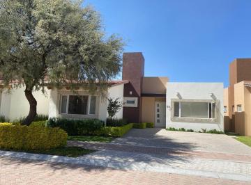 Casa en condominio de 2 habitaciones, Tequisquiapan · Casa Venta Condominio Senior Alborada Tequisquiapan Queretaro