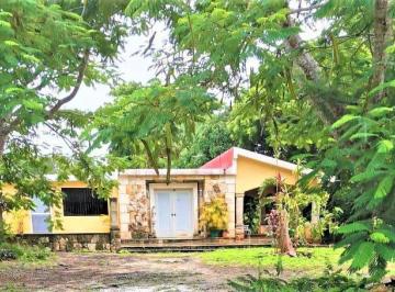 Casa · 250m² · 3 Recámaras · Amplia Casa en Renta Chablekal Hermosa Amplia Quinta en Renta (Irc - 1041)