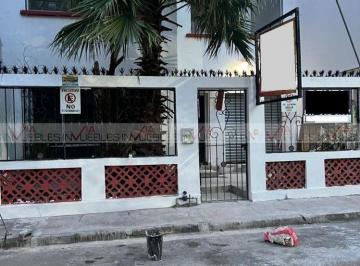 Casa uso de suelo · 300m² · 4 Recámaras · Casa con Uso de Suelo en Renta en Monterrey
