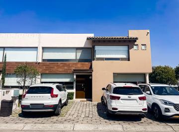 Casa en condominio de 3 habitaciones, Calimaya · Casa en Renta en Valle de Las Fuentes, Calimaya