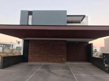Casa de 3 habitaciones, Querétaro · Casa en Venta en Cumbres del Lago Nv
