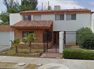 Casa de 5 habitaciones, Juárez · Oportunidad Casa en Remate en Fraccionamiento Rincones de San Marcos, Cd Juárez.