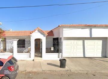 Casa de 4 habitaciones, Mexicali · Oportunidad Casa en Venta Ubicada en Industrial, Mexicali