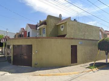 Casa de 3 habitaciones, León · Oportunidad Casa en Venta Ubicada en El Condado Plus, León, Gto