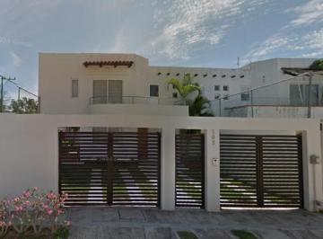 Casa de 4 habitaciones, Puerto Vallarta · Oportunidad Casa en Venta en Delfines, Puerto Vallarta