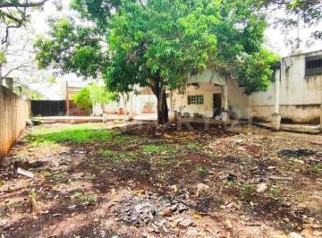 Terreno / Lote · 187m² · 4 Recámaras · 4 Estacionamientos · En Venta Terreno con Departamentos en Maxcanú, Yucatán
