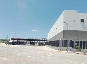 Nave industrial · 2975m² · Nave en Renta en Corredor El Salto
