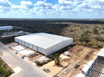 Nave industrial , Hunucmá · En Renta Nave Industrial de 8,000 m² en Parque Industrial, Yucatán