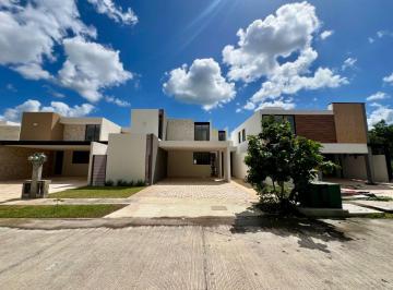 Casa en condominio de 4 habitaciones, Mérida · Casa en Venta en Merida Yucatan Parque Natura Ciruela