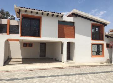 Casa · 270m² · 3 Recámaras · 2 Estacionamientos · Casa en San Miguel Totocuitlapilco