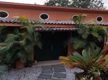 Casa · 225m² · 4 Recámaras · 4 Estacionamientos · Casa - Buenavista