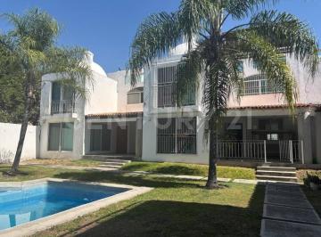 Casa de 3 habitaciones, Xochitepec · Bonita Casa en Lomas del Manantial