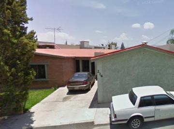 Casa en Venta de 5 habitaciones  · Hermosa Casa en Remate en Dr Juan Talamás, Los Doctores 2da Ampl. Saltillo, Coahuila