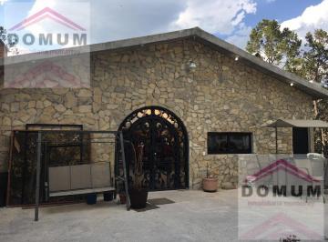 Casa · 250m² · 3 Recámaras · 10 Estacionamientos · Casa - Congregacion El Tunal