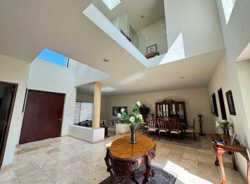 Casa de 3 habitaciones, Aguascalientes · Casa en Venta en Aguascalientes Campestre Club de Golf Sur