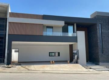 Casa de 3 habitaciones, Santiago · Casa en Venta Carretera Nacional, Bosques de Las Misiones, Sector Encinos