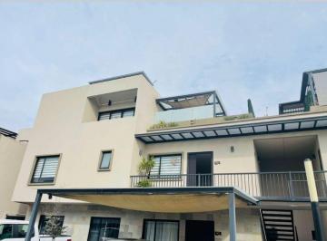 Departamento · 216m² · 3 Recámaras · 2 Estacionamientos · Venta de Casa en Residencial Fenix en San Mateo Atenco