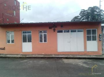 Casa · 210m² · 4 Recámaras · Propiedad en Venta de un Solo Nivel Zona Bellavista