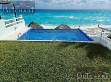 Casa en condominio · 300m² · 4 Recámaras · 2 Estacionamientos · Venta Casa Frente Al Mar, Zona Hotelera