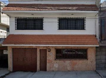 Casa de 4 habitaciones, Nezahualcóyotl · Hermosa Propiedad en Nezahualcoyotl