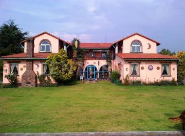 Casa · 735m² · 3 Recámaras · 20 Estacionamientos · Casa Residencial en Venta en Rinconada Tecaxic, Toluca, Estado de Mexico