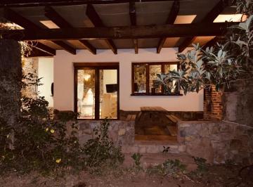 Casa de 2 habitaciones, Malinalco · Casa en Venta en Malinalco