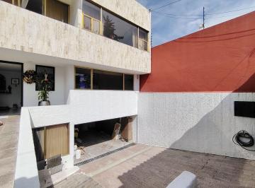 Casa de 6 habitaciones, Coyoacán · Casa en Renta en Las Praderas, Jardines del Pedregal