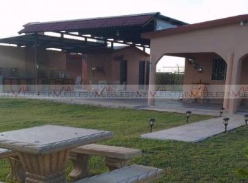 Rancho · 300m² · 5 Recámaras · 10 Estacionamientos · Rancho en Venta en El Barco