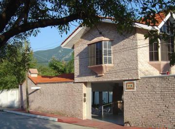 Quinta de 4 habitaciones, Santiago · Casa/quinta en Venta, Fracc Zitoon Yerbaniz, Carretera Nacional, Mty Nl