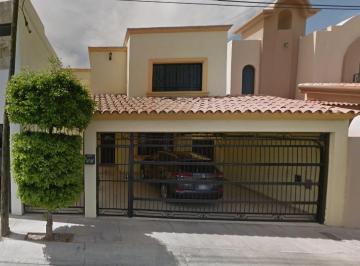 Casa de 4 habitaciones, Hermosillo · Bonita Casa en Una Exelente Ubicacion Cerca de Escuelas Parques y Hospitales