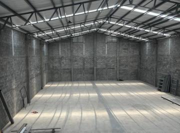 Bodega comercial · 850m² · 3 Recámaras · 4 Estacionamientos · Bodega Industrial en Renta en Parque 100 Santa Catarina