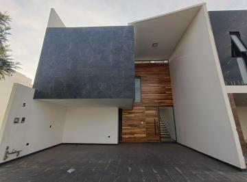 Casa de 4 habitaciones, San Andrés Cholula · Exclusiva Residencia de Diseño con Roof Garden y Recámara en Pb