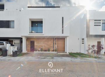 Casa en condominio de 3 habitaciones, Benito Juárez · Casa en Venta en Residencial Arbolada