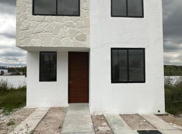 Casa · 100m² · 3 Recámaras · Casa en Venta