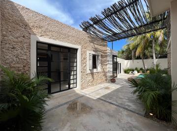 Casa de 2 habitaciones, Mérida · Casa con Diseño Único en "La Ermita" Primer Barrio Mágico de Mérida.