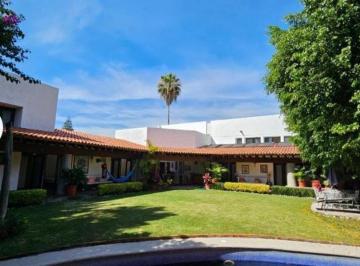 Casa · 640m² · 11 Recámaras · 4 Estacionamientos · Casa en Privada en Lomas de Cuernavaca Temixco - Maz - 2220 - Cp