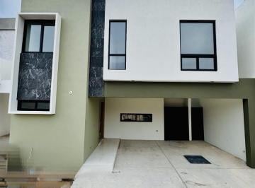 Casa · 218m² · 3 Recámaras · 2 Estacionamientos · Casa en Venta Fraccionamiento Condesa Rejon $5,300,000.