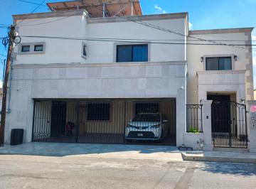 Casa de 4 habitaciones, San Nicolás de los Garza · Casa en Venta Col. Roble, san Nicolás de Los Garza Nl
