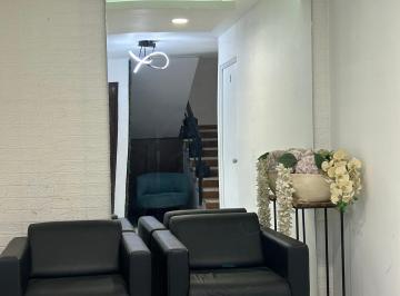 Local en centro comercial de 3 habitaciones, Guadalajara · Renta de Oficinas o Consultorios en Avila Camacho con Todos Los Servicios