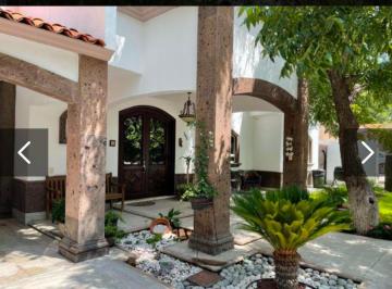 Casa de 5 habitaciones, Saltillo · Casa en Venta San Alberto Saltillo