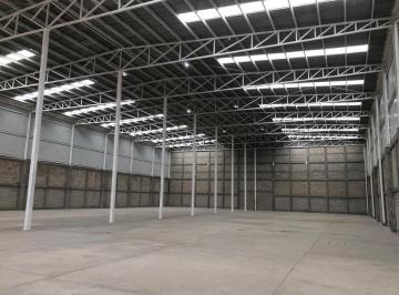 Nave industrial · 2050m² · Bodega Industrial en Renta de 2050 m², Ubicada en Parque Industrial Toluca 2000