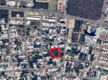 Terreno / Lote · 20m² · Oportunidad Terreno en Venta en Esquina Ideal Para Desarrollo de Departamentos