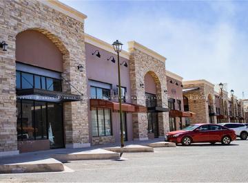 Local comercial , Chihuahua · Locales Comerciales en Renta por Circuito Universitario en Plaza Basari